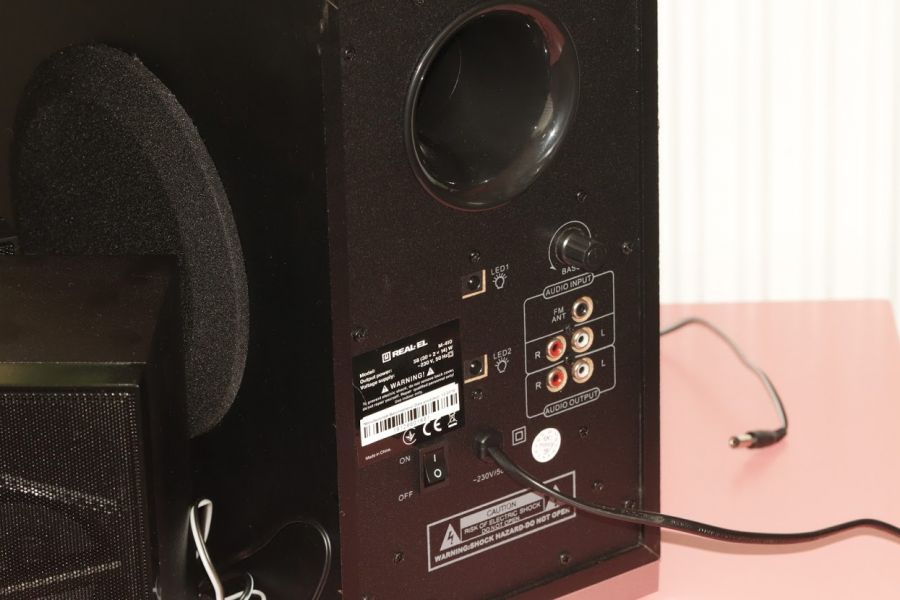 REAL-EL M-410