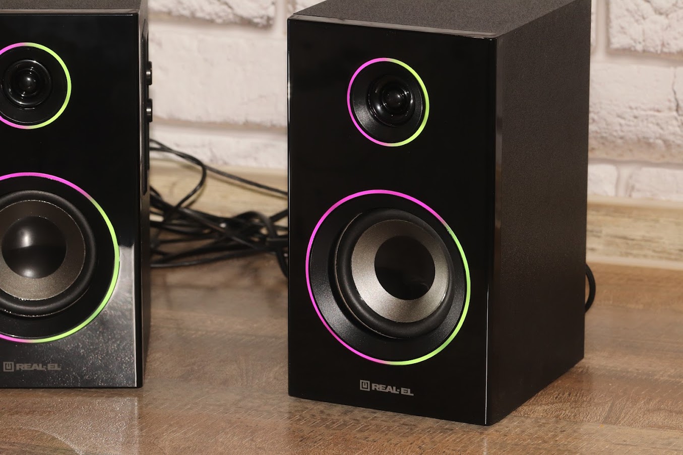 REAL-EL_S-415_acoustic_system