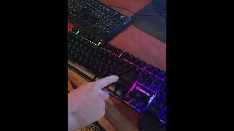 Обзор Клавиатура проводная Real-El 8700 Backlit USB из Rozetka